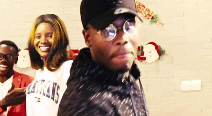 DONKO M'BOUP - DONKOVERSAIRE (VidéoClip 2019) 12 DONKO M'BOUP - DONKOVERSAIRE (VidéoClip 2019)