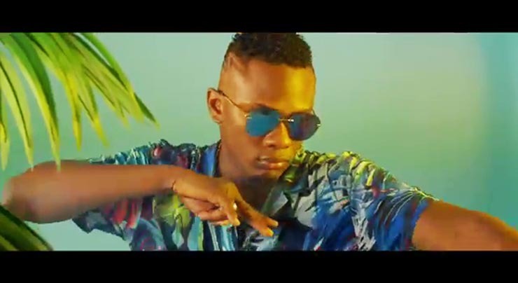 IBA ONE - NI DJOUGOUYA BILA (Vidéoclip 2019) 13 IBA ONE - NI DJOUGOUYA BILA (Vidéoclip 2019)