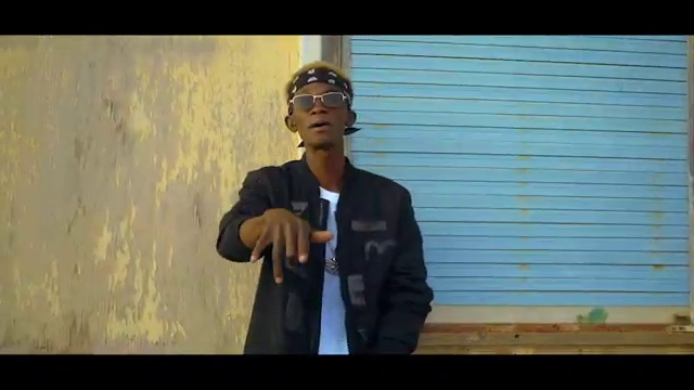 BOULBY - GAGNE PAIN (Vidéoclip 2020) 13 BOULBY - GAGNE PAIN (Vidéoclip 2020)
