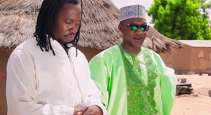 KIBILI DEMBA KOUYATÉ Ft. KANKOU KOUYATÉ - YÈRÈBOYAN (Vidéoclip 2020) 13 KIBILI DEMBA KOUYATÉ Ft. KANKOU KOUYATÉ - YÈRÈBOYAN (Vidéoclip 2020)